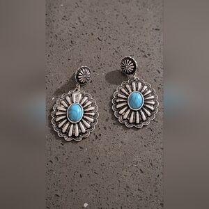 Western Faux Turquoise and Silver Floral Drop Earrings